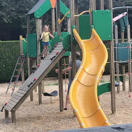 Je Suis 84 Sunclass دربي
